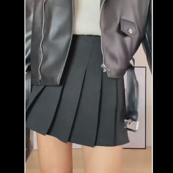 NWT Black Pleated Tennis Mini Skirt 90s Y2K - Picture 2 of 12